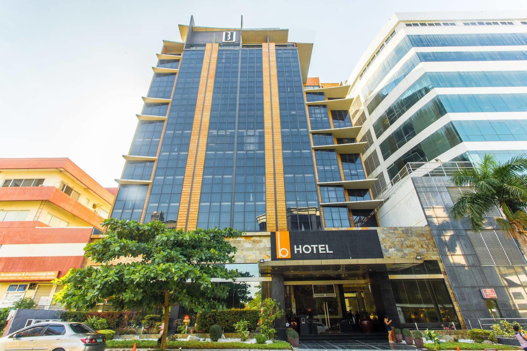 The B Hotel Alabang Muntinlupa City Exterior foto